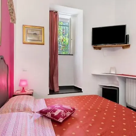 Pensión Vecchio Mulino Rosa Chiesanuova (Liguria)